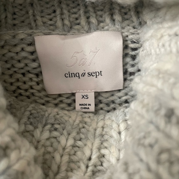 Cinq à Sept Valentina Turtleneck Sweater with Ostrich Feathers Size XS - Picture 9 of 10